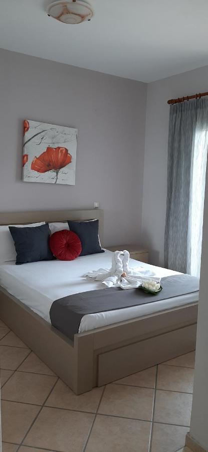 Blue Bay Apartments Sívota Zewnętrze zdjęcie