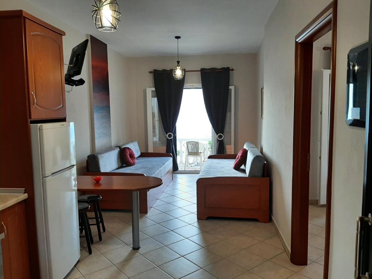 Blue Bay Apartments Sívota Zewnętrze zdjęcie