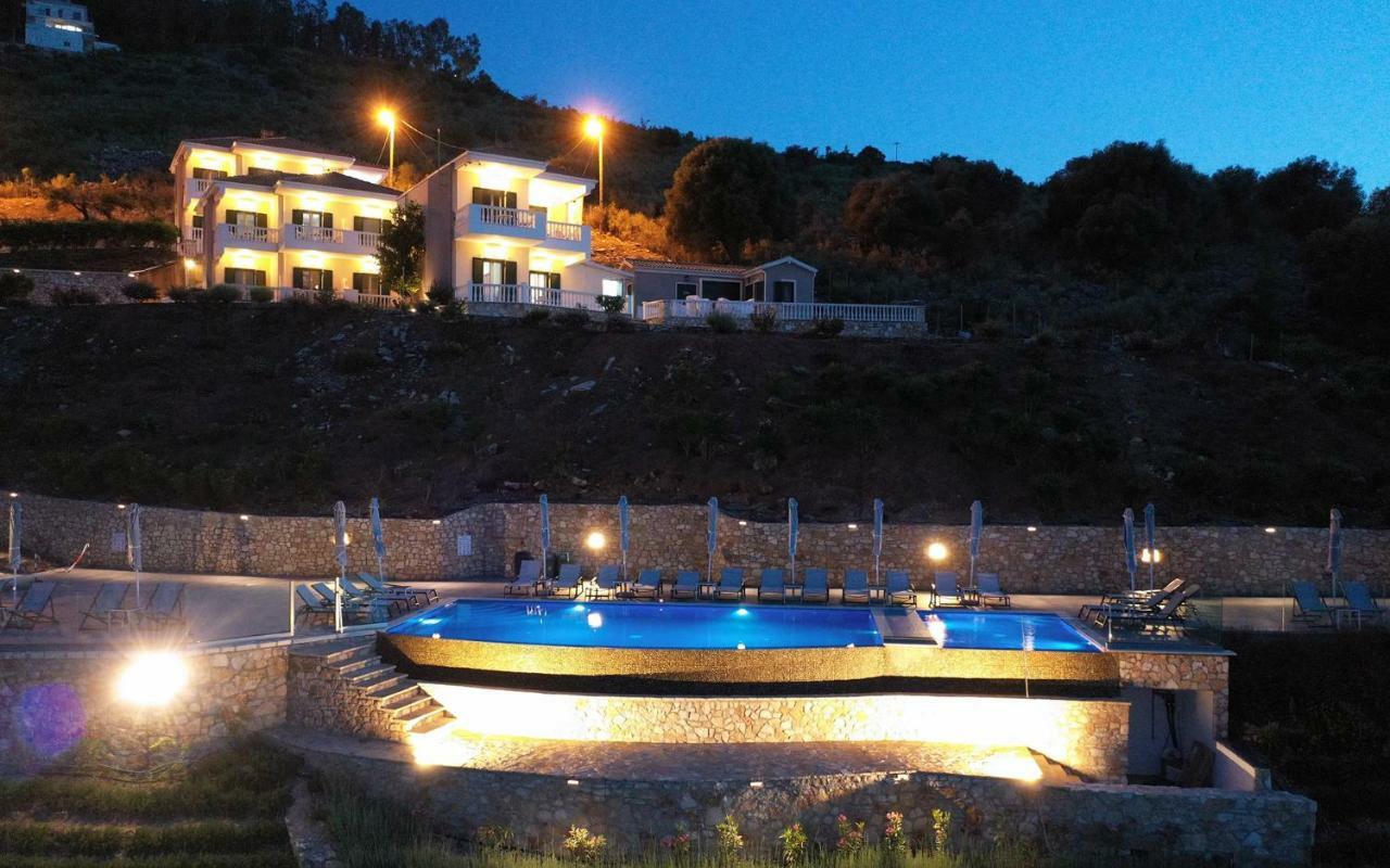 Blue Bay Apartments Sívota Zewnętrze zdjęcie